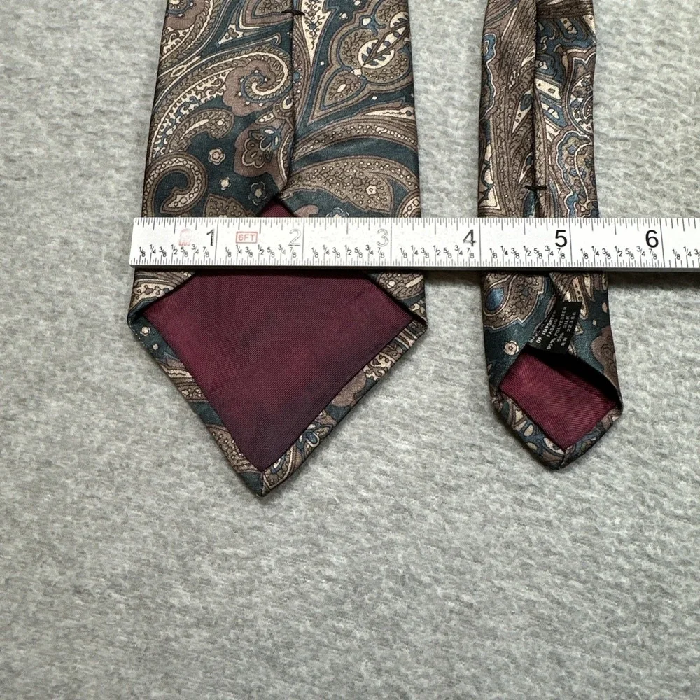 John Weitz Mens Tie Green Gold Paisley Polyester Silk Blend Made In USA